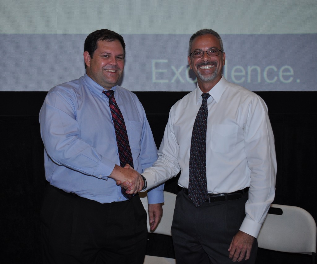 Cayman Finance and Government sign MoU 2016